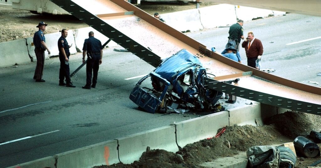 temporary works failure of overpass girder in the USA
